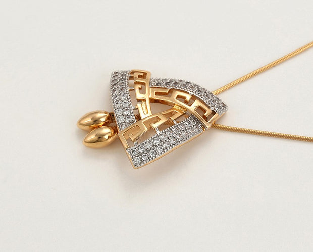 Triangle Adjustable Gold Necklace