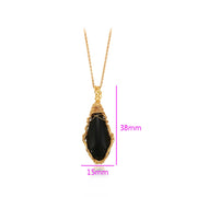 Everly Gold Necklace | Black Stone Pendant | Veveil