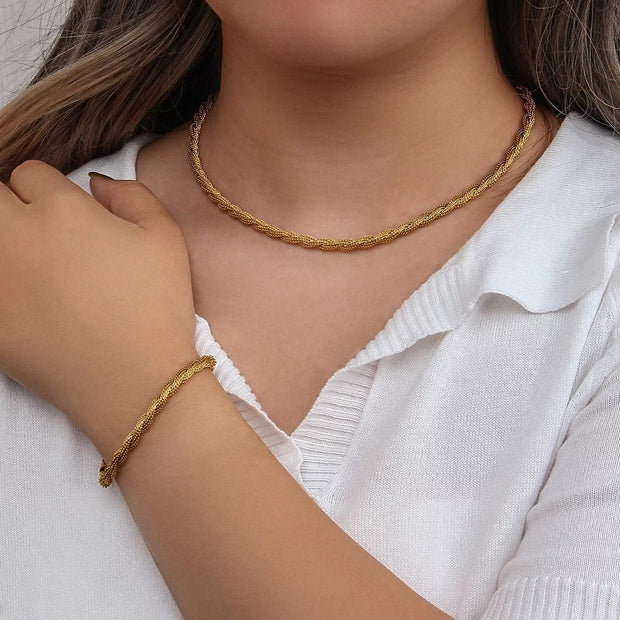 Neeli Rope Chain Necklace and Bracelet Set
