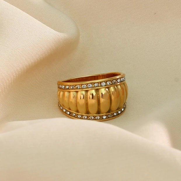 Croissant Dome Ring | Jen Dome Ring | Dom Ring | Veveil