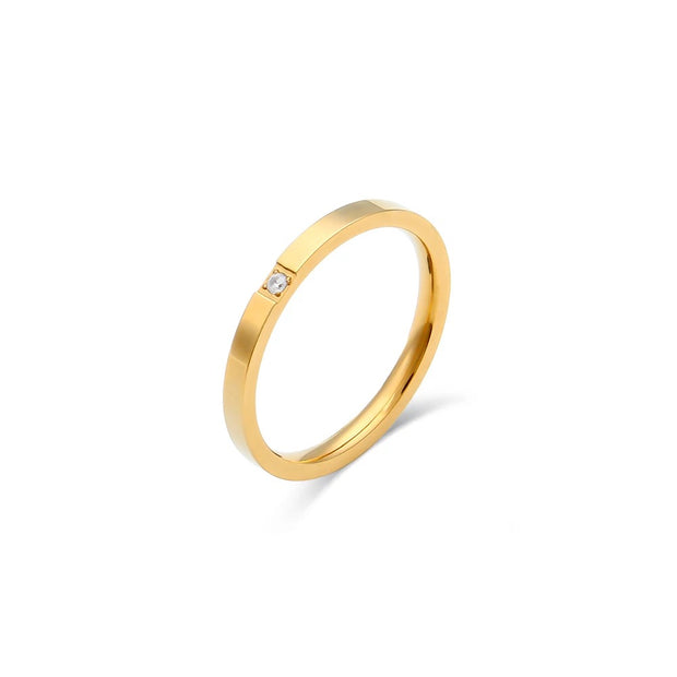 Isla Minimalist Ring with Single Stone