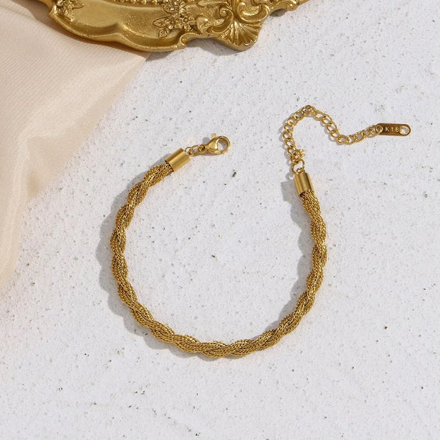 Neeli Rope Chain Necklace and Bracelet Set